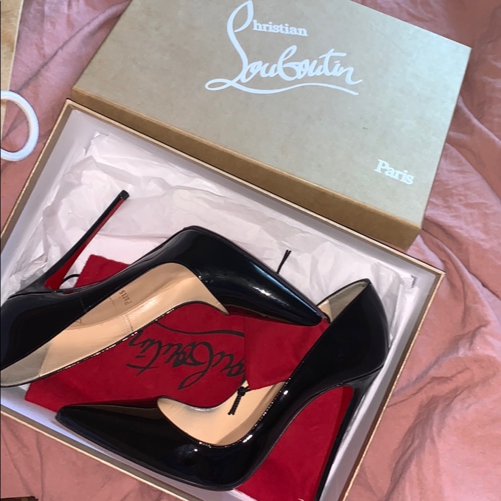 Christian Louboutin So Kate